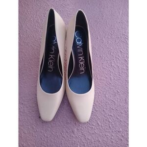 Ck pumps 8 